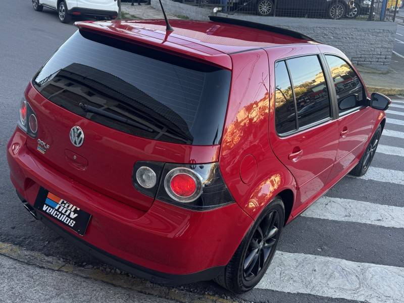 VOLKSWAGEN - GOLF - 2013/2013 - Vermelha - R$ 59.900,00