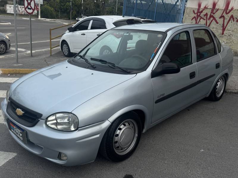 CHEVROLET - CORSA - 2005/2005 - Prata - R$ 21.500,00