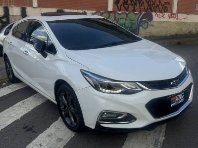 CHEVROLET - CRUZE - 2019/2019 - Branca - R$ 106.800,00