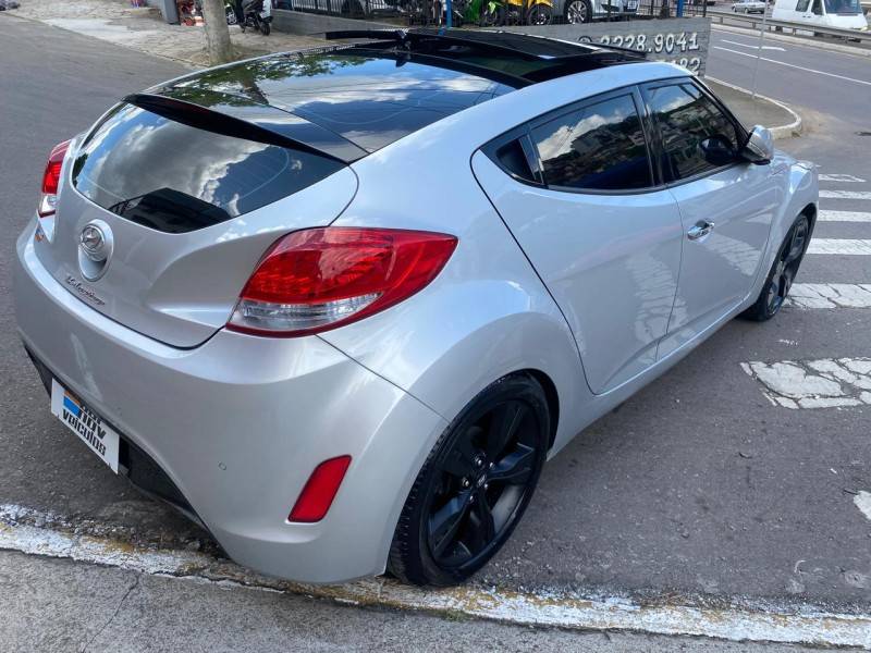 HYUNDAI - VELOSTER - 2013/2013 - Prata - R$ 63.900,00