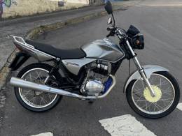 HONDA - CG 150 - 2008/2008 - Prata - R$ 8.400,00