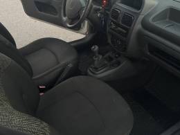 RENAULT - CLIO - 2014/2014 - Prata - R$ 23.900,00